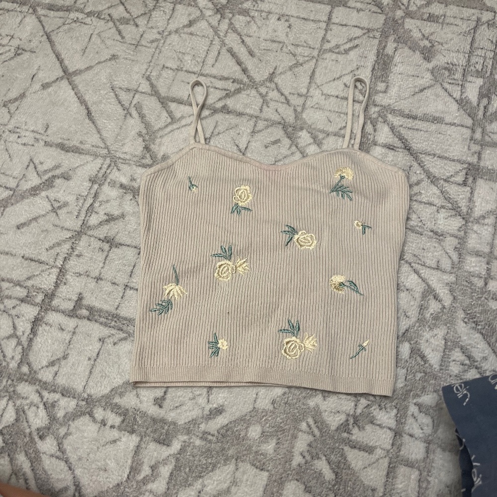 tan tanktop with yellow roses embroidered